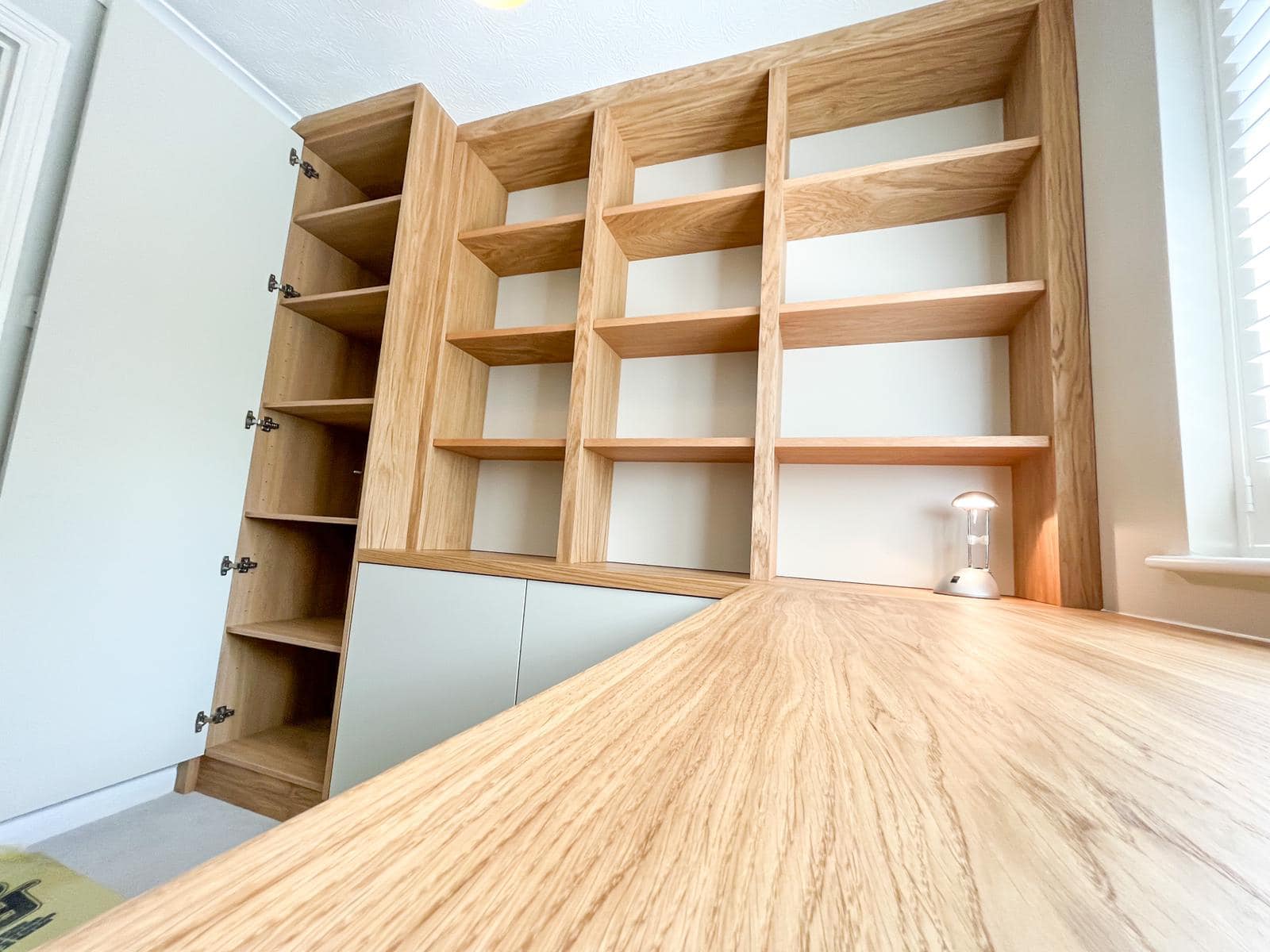 Oak veneered home office built in shelf and desk